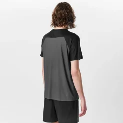 Fitness And Gymwear|Fitness And Gym Tops*On Regular Fit Crew Neck Short Sleeve T-Shirt in Black