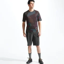 Fitness And Gym Shorts*Pearl Izumi Summit Shorts With Liner in Black