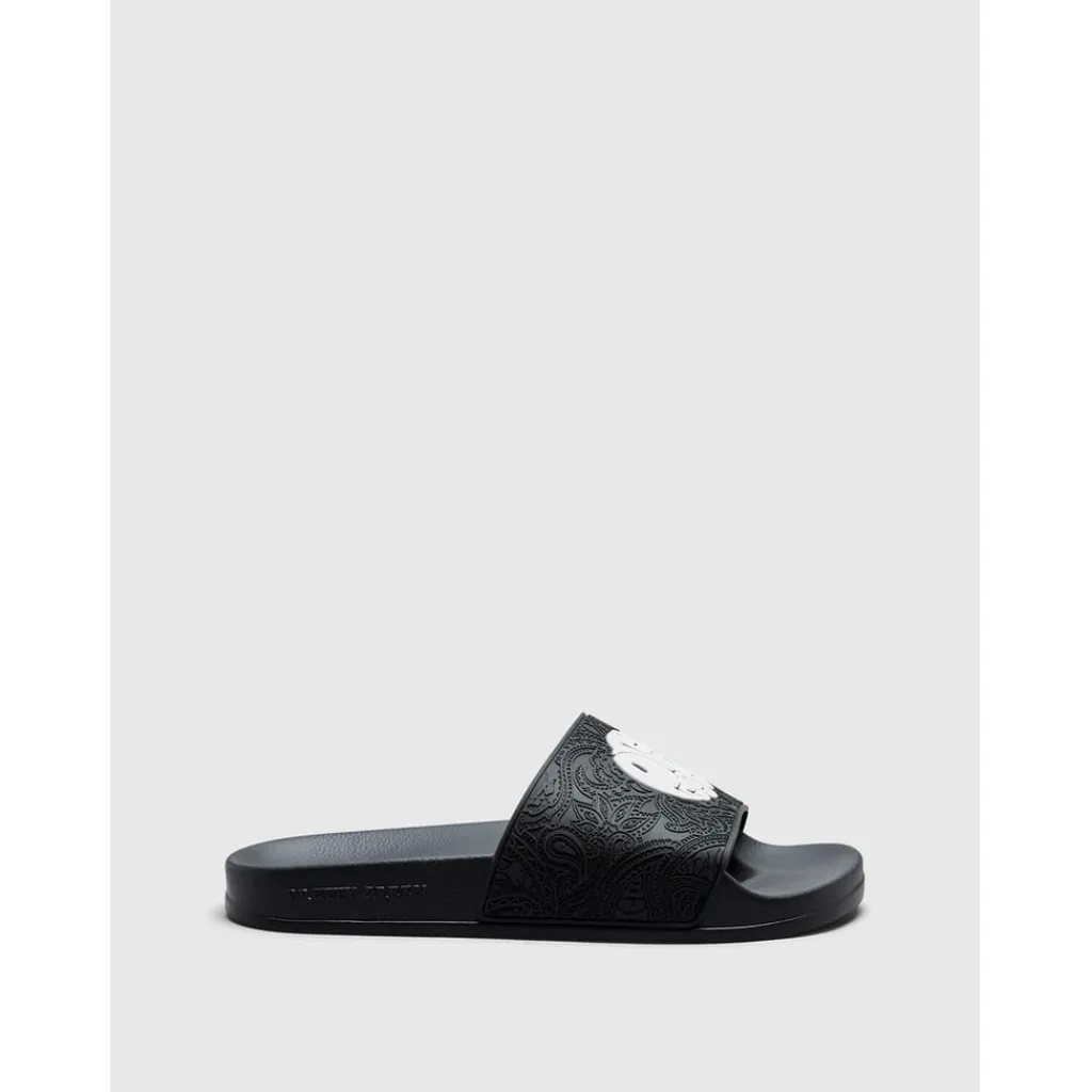 Beach Shoes*Pretty Green Okala Embossd Sli in Black