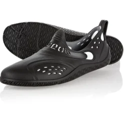 Beach Shoes*Speedo Flatform Splasher Sandals in Black