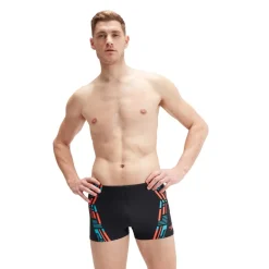 Fitness And Gym Shorts*Speedo Tech Print Aquashorts in black orange