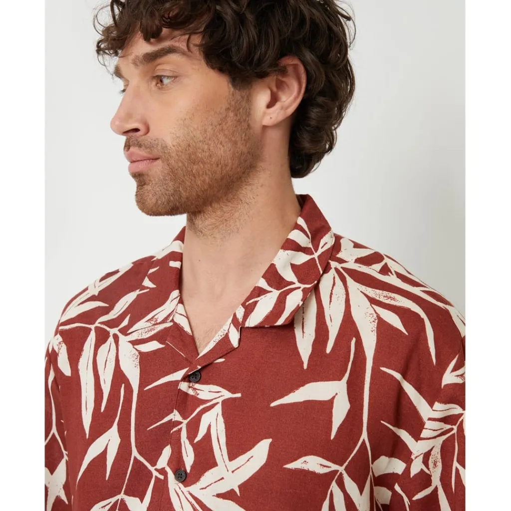 Shirts*Threadbare Bam Relaxed Fit Short Sleeve Shirt in Red