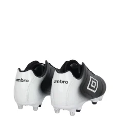 Football Boots*Umbro Calcio Soft Ground Football Boots in Black