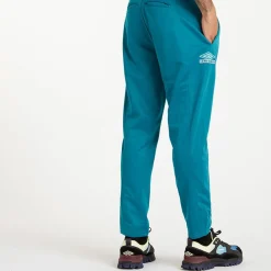 Trousers*Umbro Royale Darted Tapered Pants in Blue-White