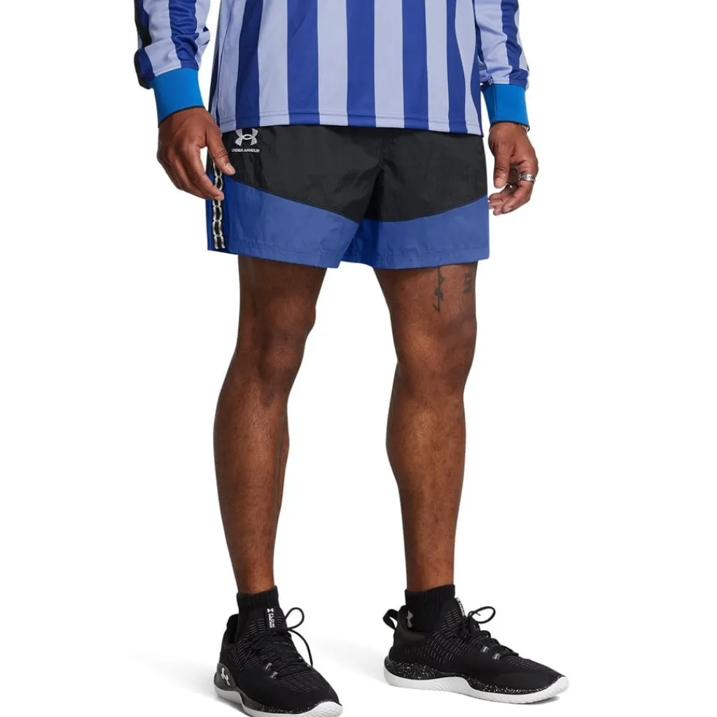 Shorts*Under Armour Terrace Shorts in Black
