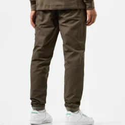 Trousers*Weekend Offender Hoshino Cargo Pants in Green